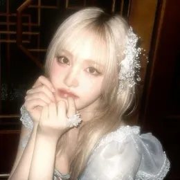 Kim Ji-Won | Manager’s Girl (WLW)