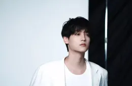 Tian Xuning: Under the Mistletoe