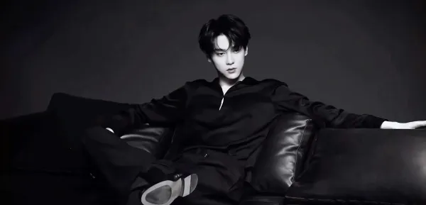 Cheng Yixie - The Red City Heir