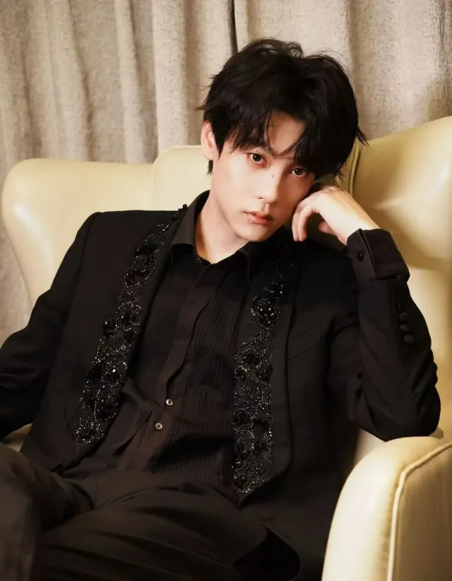 Xuning | The Vampire's Possession