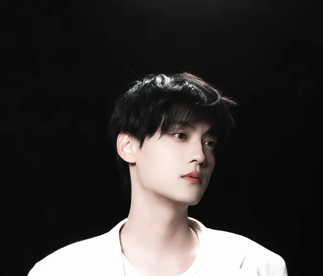 Moonlit Domination: Cheng Yixie's Territory