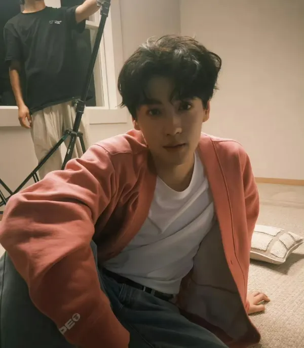 Strawberry Seduction: Tian Xuning's Possession