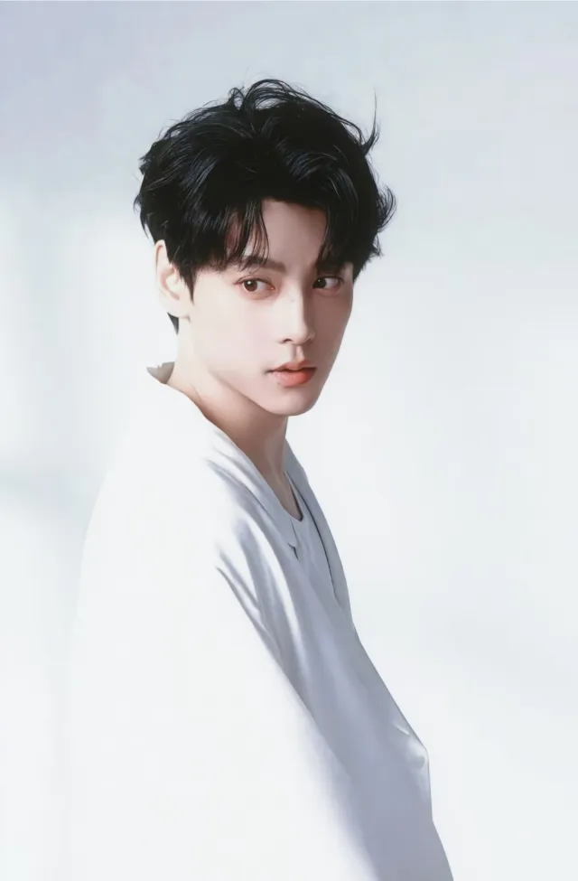 Cheng Yixie - The Scorned Ex Who Controls Your Career