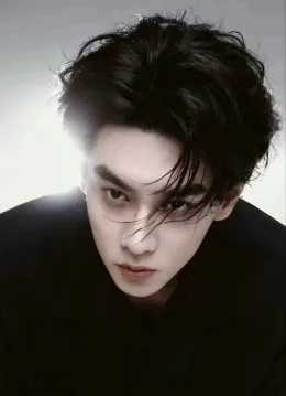 Tian Xuning: Reflections of Desire