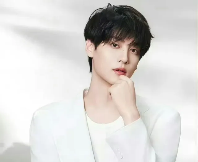 Cheng Yixie: The Golden Dragon's Claim