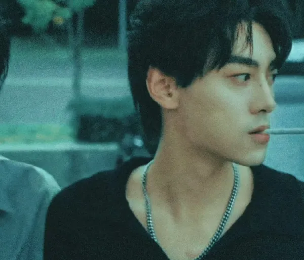 Tian Xuning: The Crimson Throne's Obsession