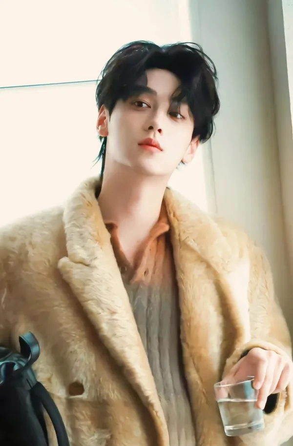 Tian Xuning | Obsession's Cage