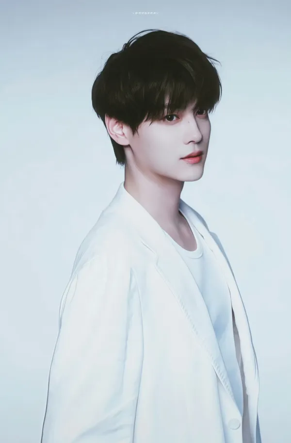 Cheng Yixie - Forbidden Temptation