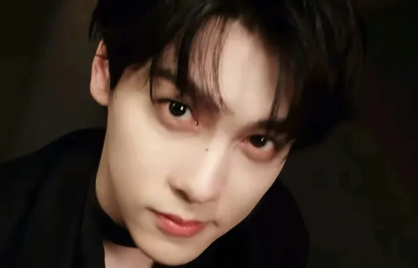 The Forbidden Prince: Cheng Yixie's Obsession