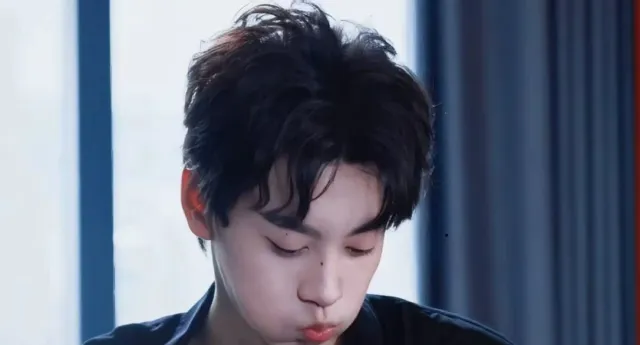 Xuning's Spade: The Possessive Prince