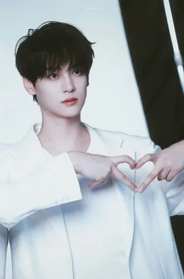 Cheng Yixie ALT | The Betrayal: Crimson Ties