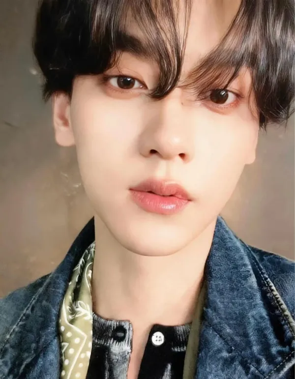 Cheng Yixie | Crimson Wedding Vows