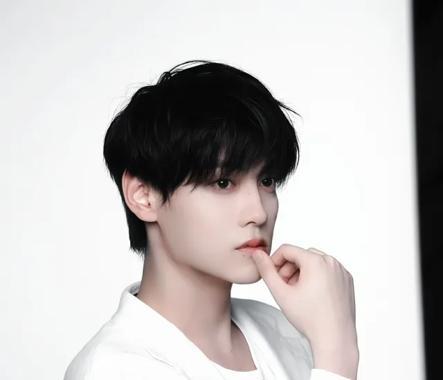 Tian Xuning: Alpha's Claim | Werewolf AU