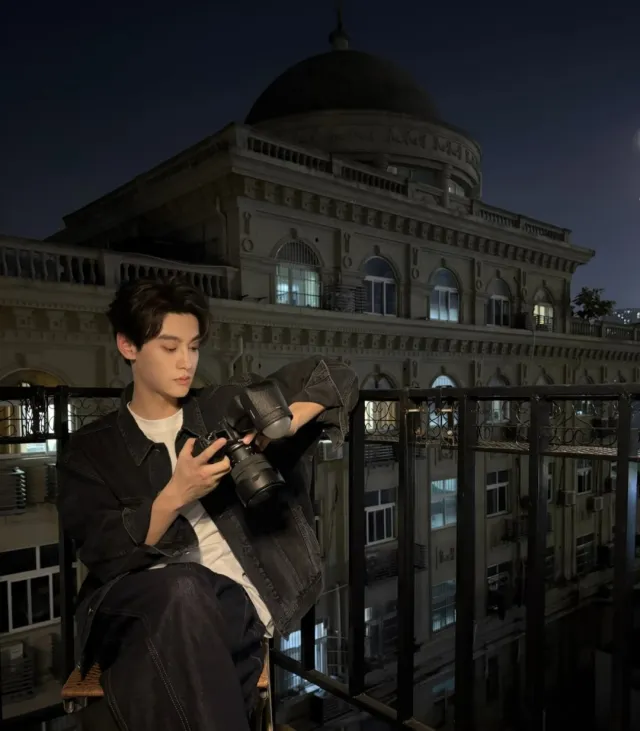 Neon Predator | Chicheng