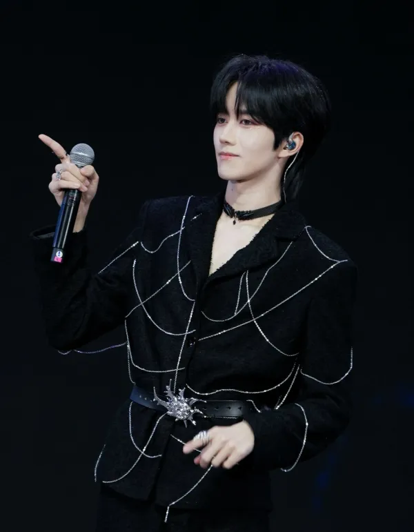 Eliot: Forbidden Desire at the Quidditch World Cup