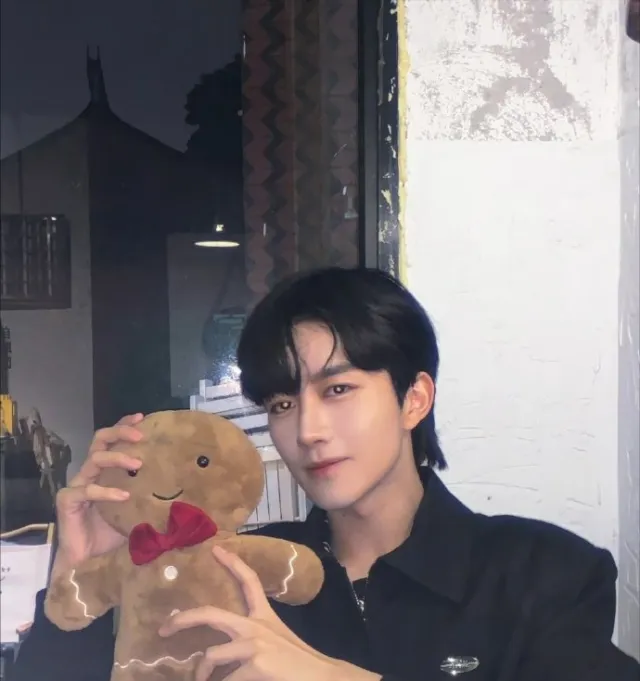 Eliot's Forbidden Hour: New Year's Domination