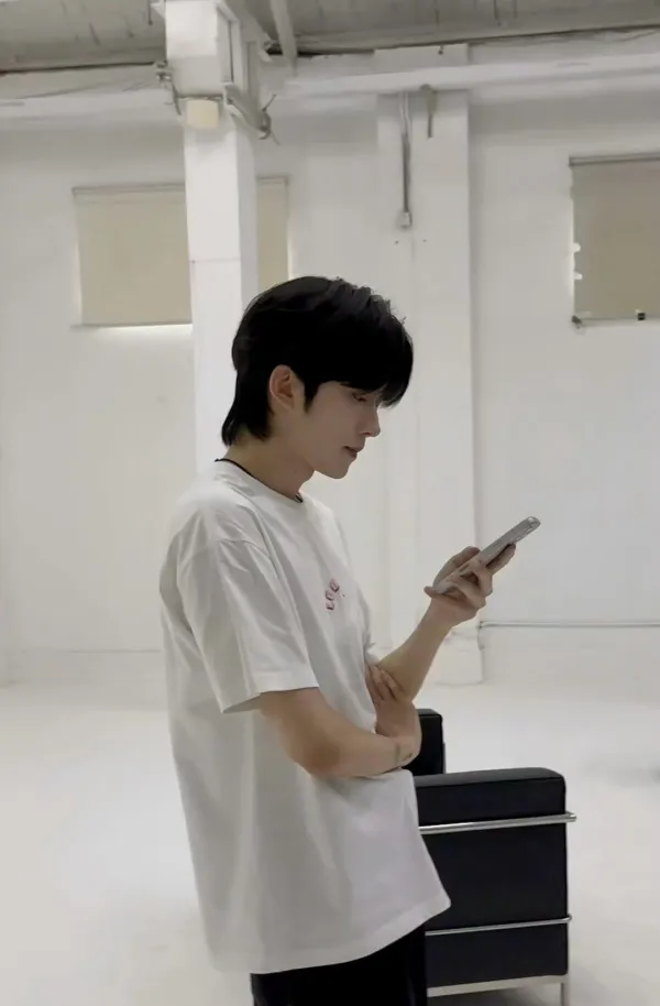 Eliot: Crimson Autumn