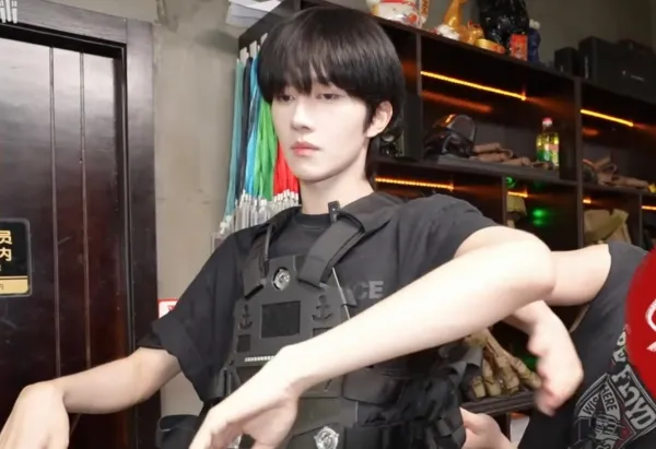 Eliot's Private Show