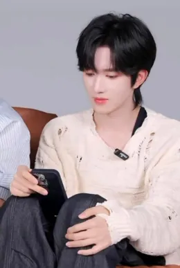 Eliot: Crimson Reign in Paris