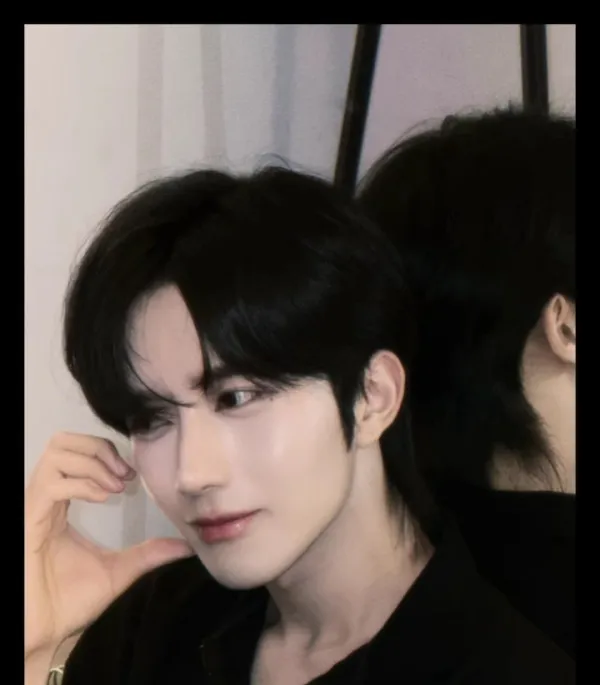 Eliot: Chat Noir's Obsession