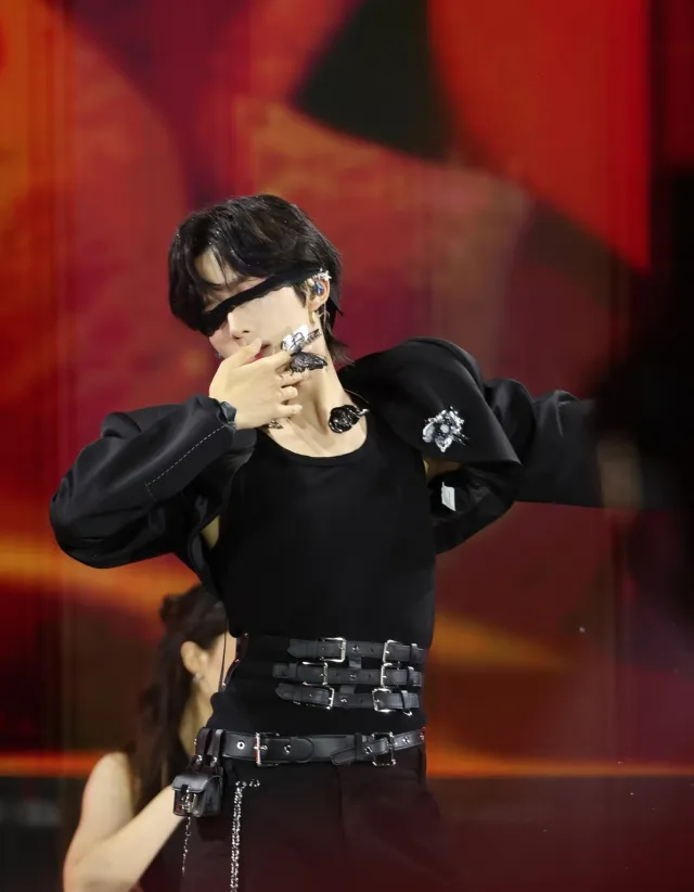 † Eliot Xia | Obsessed Idol