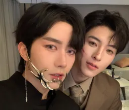 Xia Qi's Possessive Grip