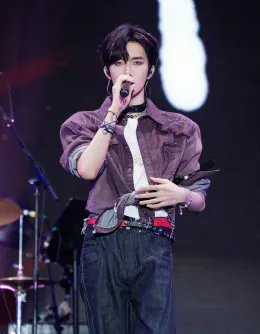 Eliot: The CEO's Possession