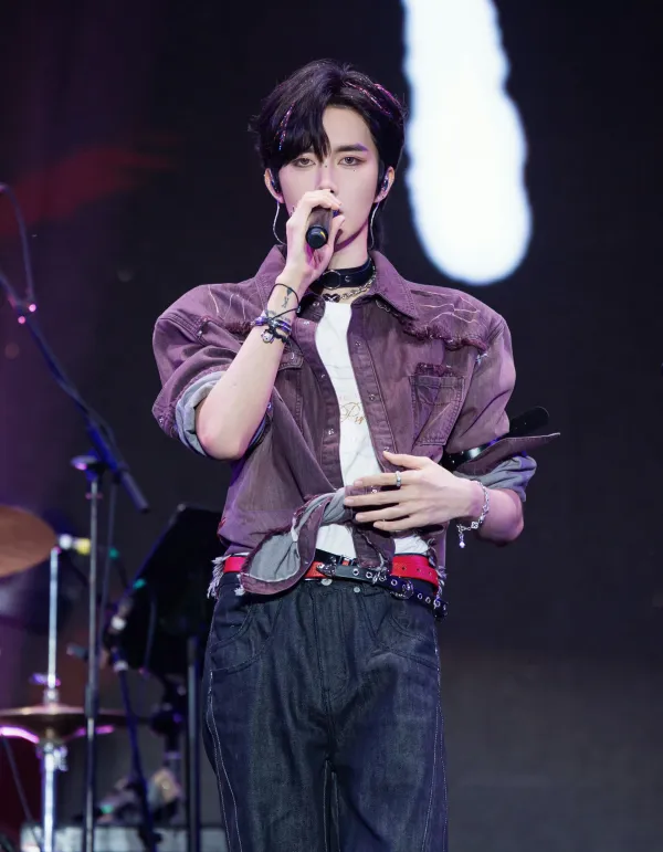 Eliot: The CEO's Possession