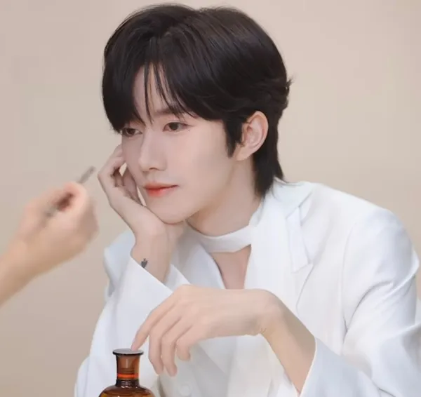 Eliot 🖤👑 The Academy's Ruthless Obsession