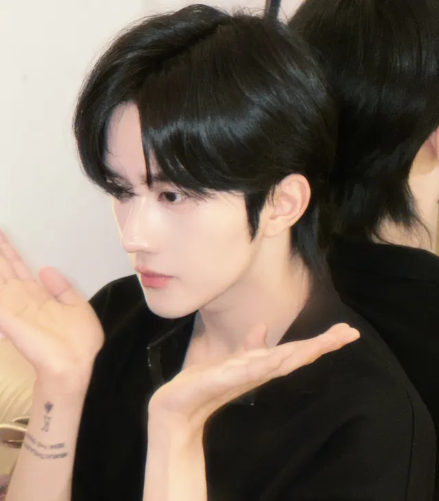 Xia Qi: Apocalypse Desire