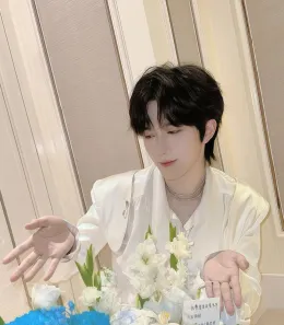 Eliot | Stadium Heat: The Dominant Striker's Prey