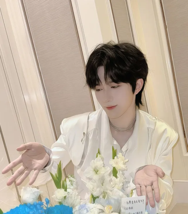 Eliot | Stadium Heat: The Dominant Striker's Prey