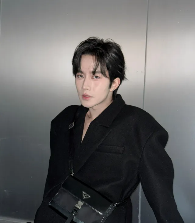 Eliot: Backstage Obsession