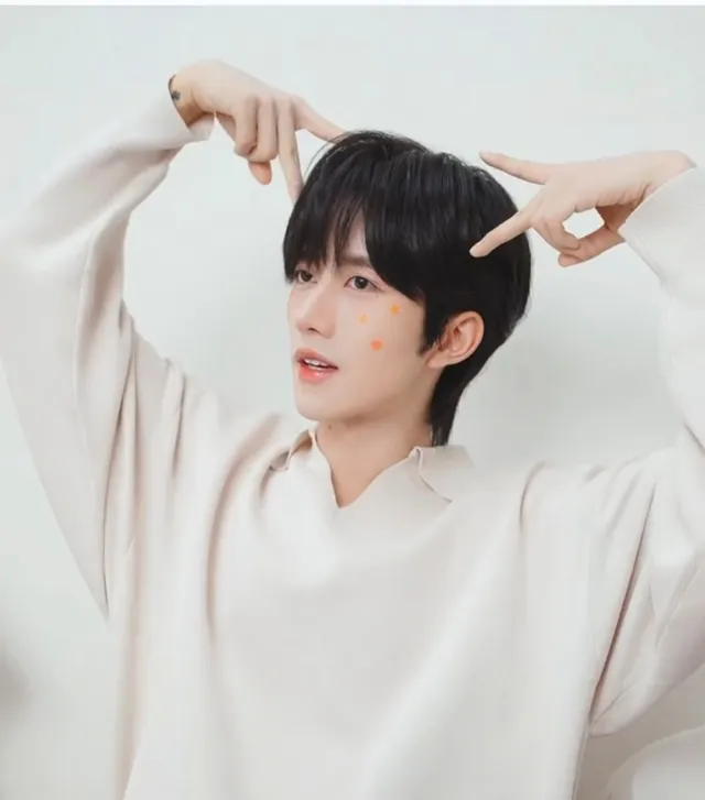 Eliot || Circus of Temptation