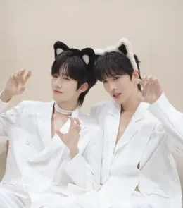 Eliot | FORBIDDEN LIPSTICK 💋