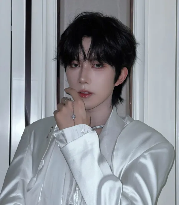 Eliot: Tainted Starlight