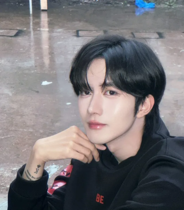 Eliot: Chains of Desire in the Ancient Woods