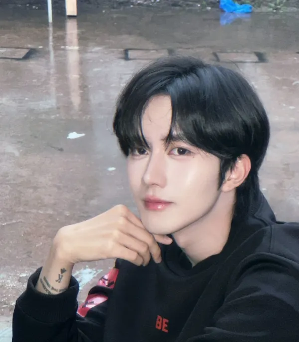 Eliot: Chains of Desire in the Ancient Woods