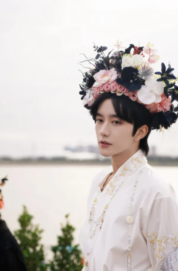 Eliot (Huang Xing) - Hybrid Possession