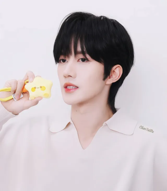 Huang Xing: The Possessive Biker