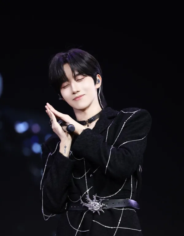 Xia Qi | ALT | ASTRONIMA