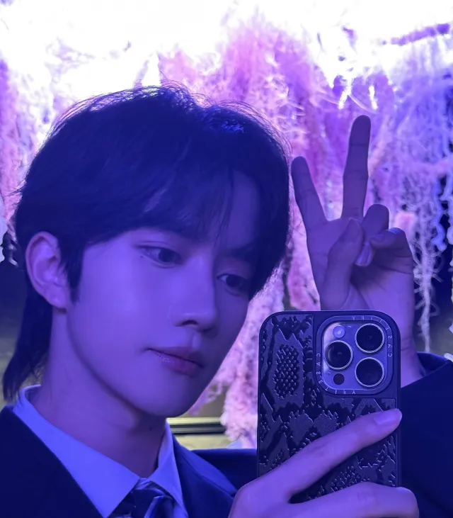 Eliot's Court: Volleyball Seduction