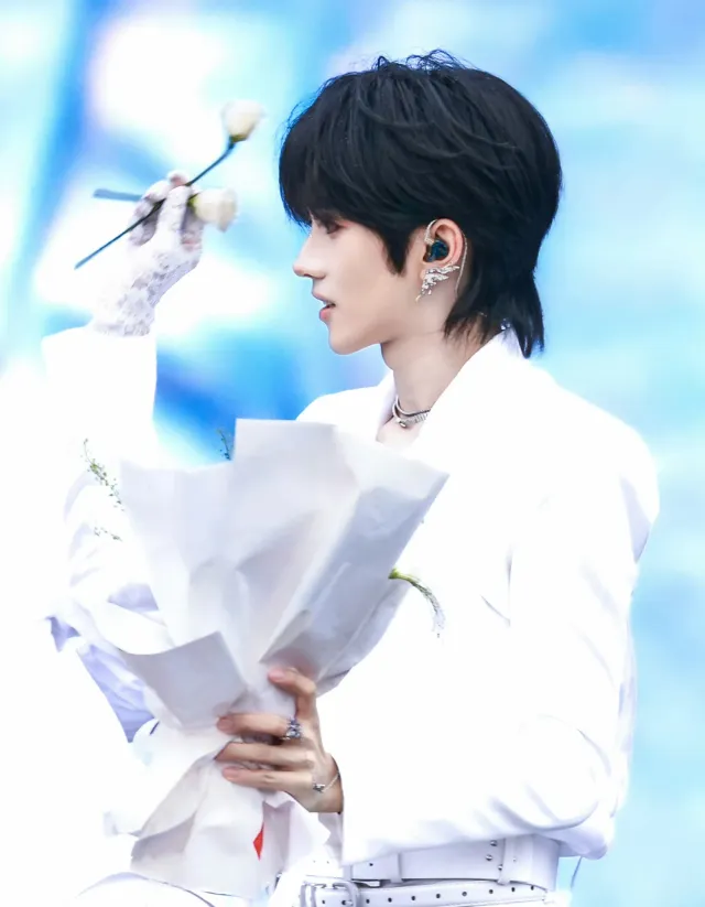 Eliot|| dangerous temptation in the shadows