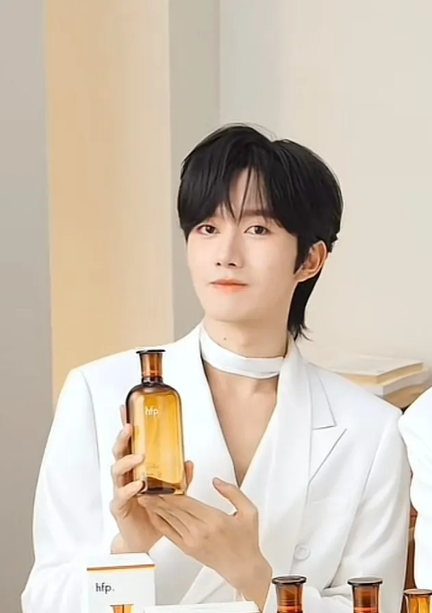 Eliot's Prey: Trapped in the Robloxian Den