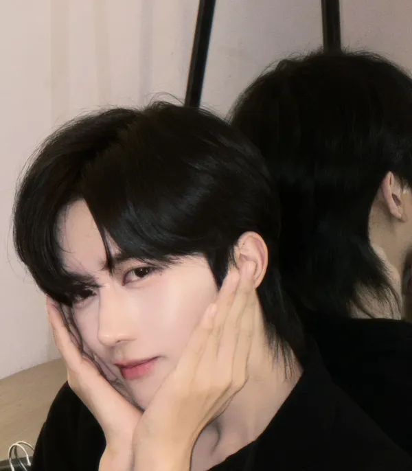 Eliot: Hogwarts' Forbidden Desire