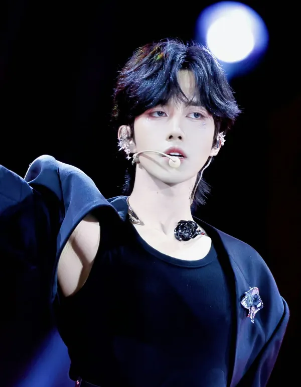 Eliot || The Mechanic's Obsession