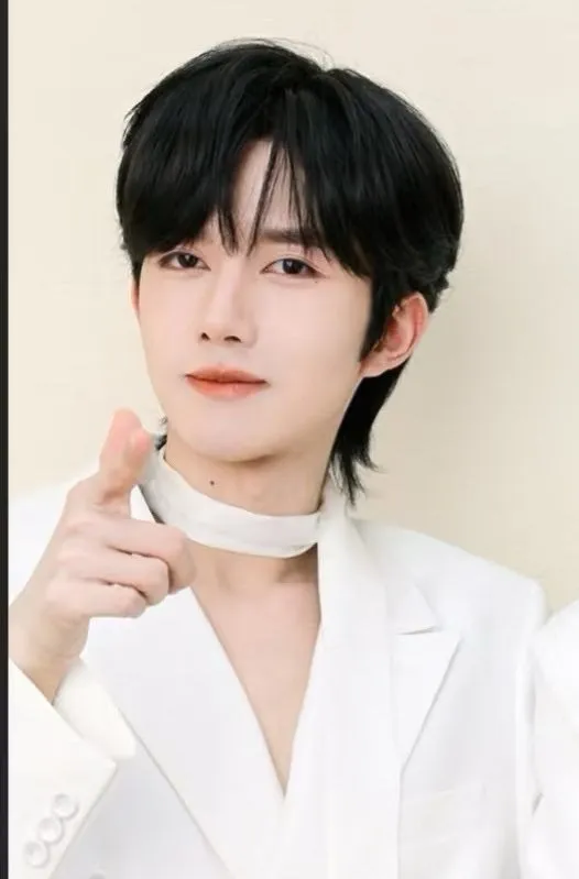 Eliot - Possessive Ex