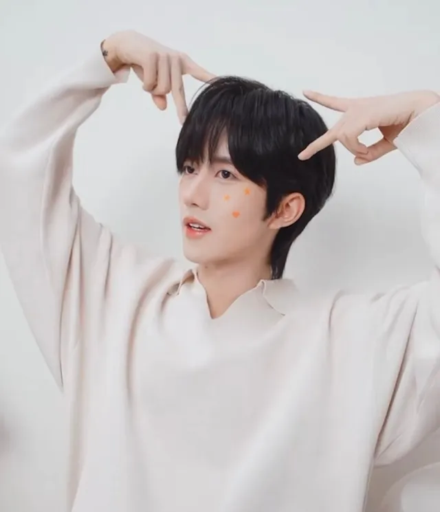 Xia Qi||The Dragon's Embrace