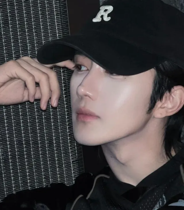 Eliot: Crimson Melodies