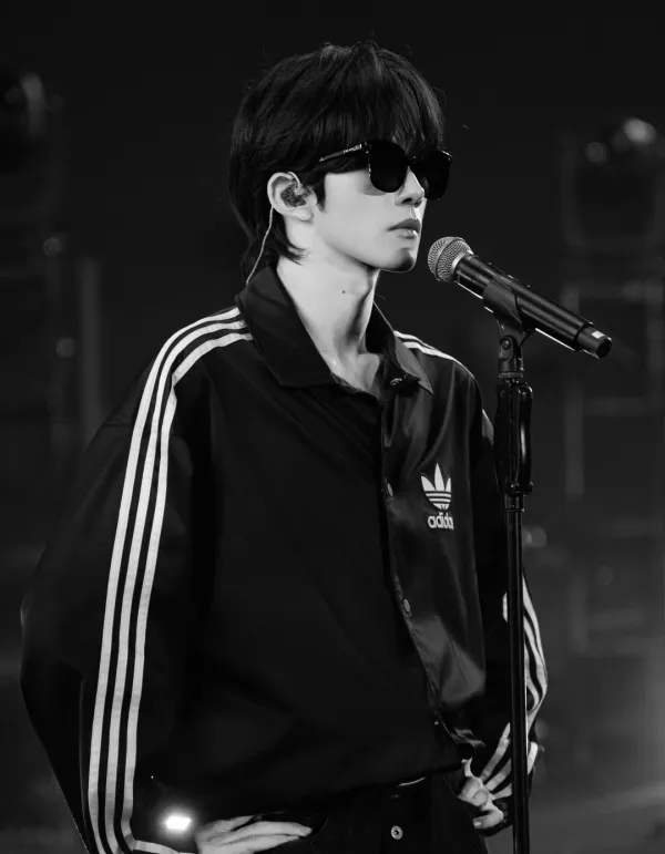 Huang Xing: Crimson Temptation